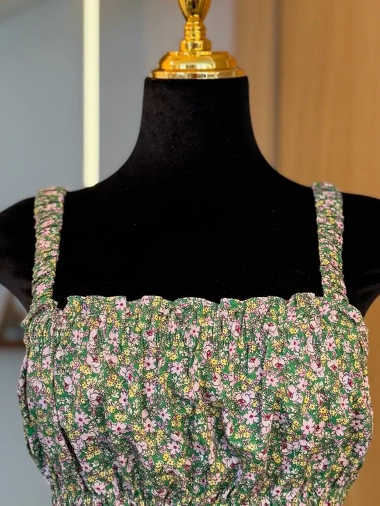 Zara Green Floral Smocked Crop Top | Romantic Muse - Picture 2 of 4